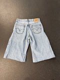 00s Levi’s (34”)